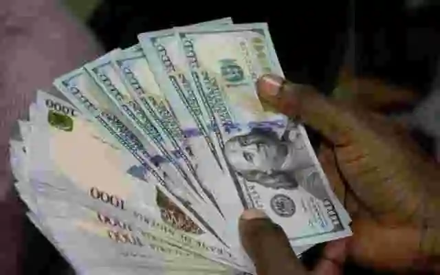 Naira Exchanges at N1,355/$ in Parallel Market