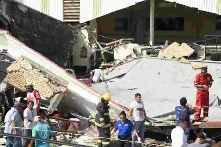 Ten Perish After Mexico Church Roof Collapses During Baptism (Photos)