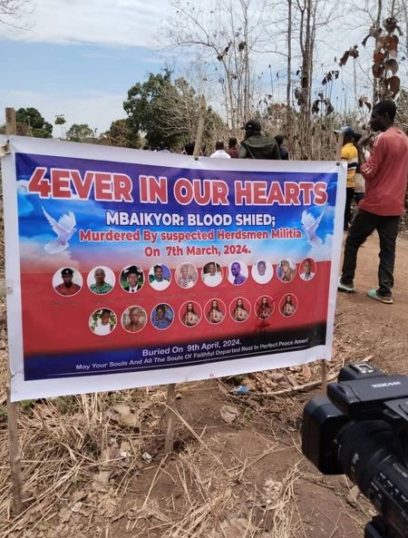 Seventeen Victims Of Herdsmen Attacks Get Mass Burial In Benue (Photos)