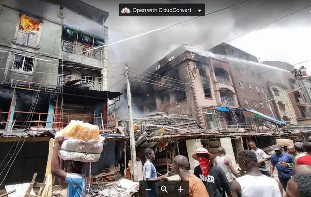 Lagos Market Building Collapses Shortly After Fire Incident